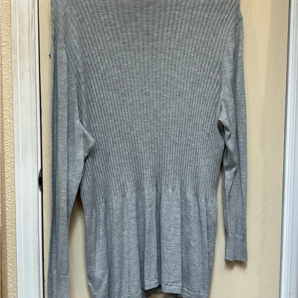 Sejour Gray Ribbed Knit Top